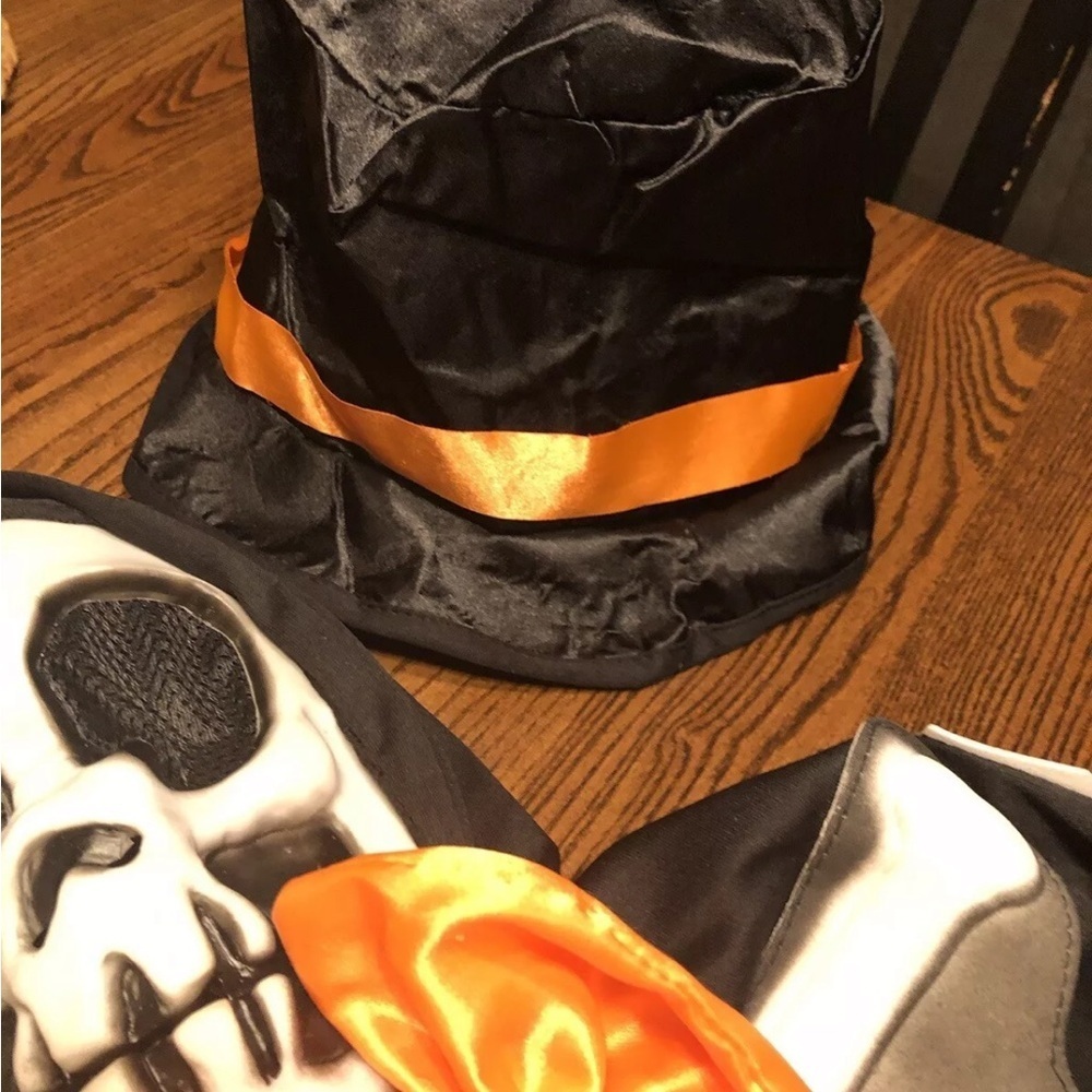NEW - SKELETON Costume - Kids Size Small - Spooktacular Creations - Halloween - Picture 3 of 9